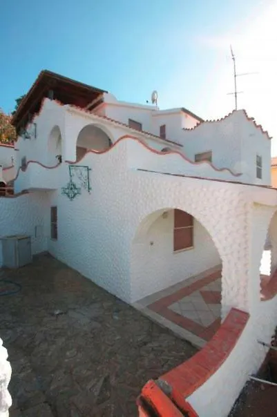 Bed and Breakfast La Rosa Dei Venti La Caletta